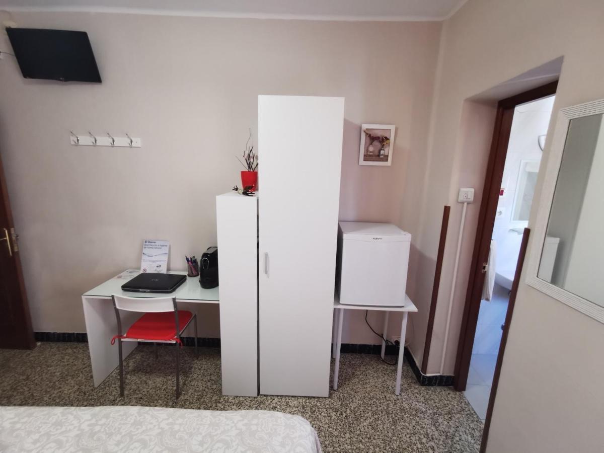 מרידה Hostal Senero מראה חיצוני תמונה