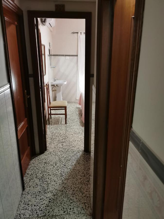 מרידה Hostal Senero מראה חיצוני תמונה